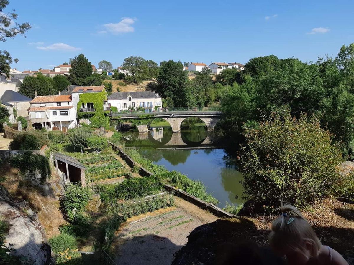 Gite Le Haut Du Pave 3 A 7 Chambres 6 A 14 Couchages, 3 Min Du Puy Du Fou Les Epesses Exterior photo